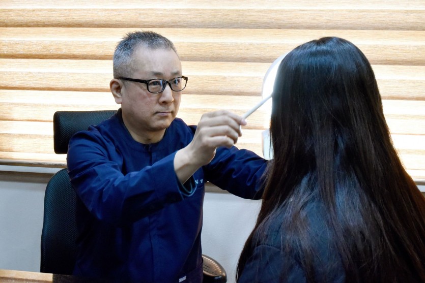 관악구, 봉천동 서울대입구역피부과, 복합탈모치료, 이마필러, 팔자필러, 무턱필러, 실리프팅, 피코레이저토닝, 점빼기, 남자얼굴수염제모, 문신제거, 리쥬란힐러, 여성탈모, 출산후탈모, 서울탈모병원추천, 신림동, 신림역, 낙성대, 낙성대역, 사당, 사당역, 여드름, 여드름흉터, 홍임성원장